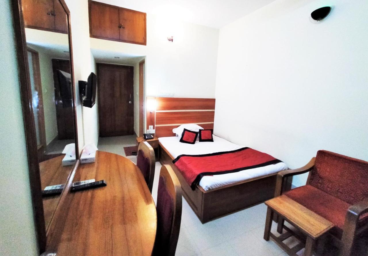 Hotel Supreme Sylhet Exterior foto